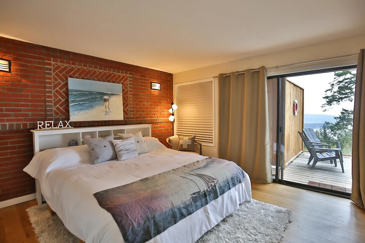 Saltspring Oceanviewgetaway Villa Fernwood